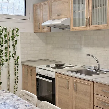 아파트 Trikorfo Apartment, 150m From Sandy 사코우디아