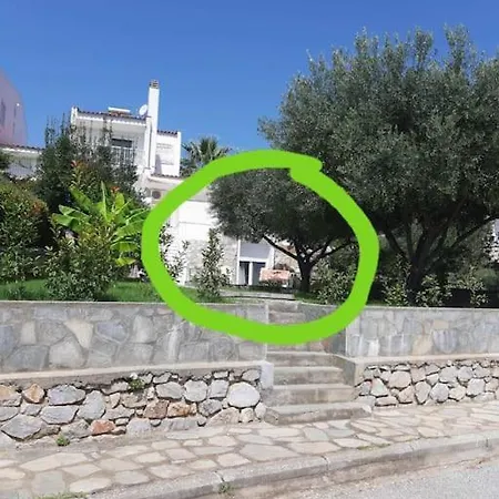 Trikorfo Apartment, 150m From Sandy Apartman