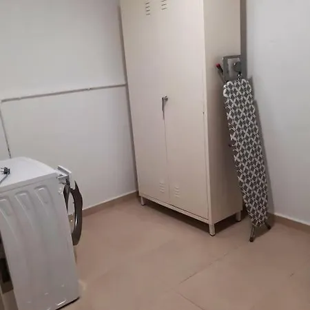 Lejlighed Trikorfo Apartment, 150m From Sandy Psakoudia