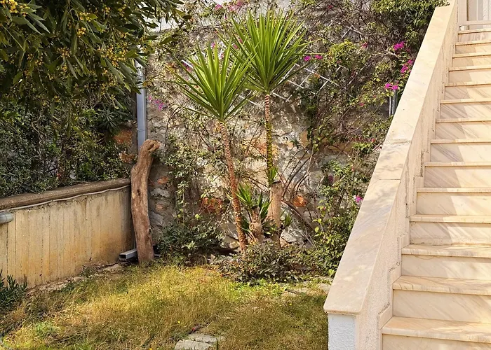 Trikorfo Apartment, 150m From Sandy * Psakoudia
